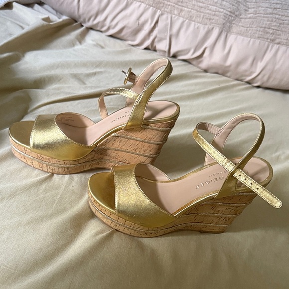 Kurt Geiger Gold Wedge Sandals - Picture 1 of 4